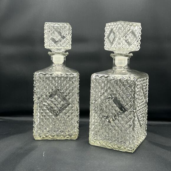 Vintage 1960 Art Deco Diamond Accented Glass Decanters Set of 2 Barware - Picture 2 of 10